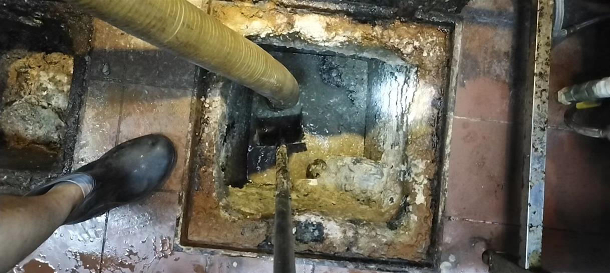 三河污水池清理一般都有毒气，怎么预防中毒呢？